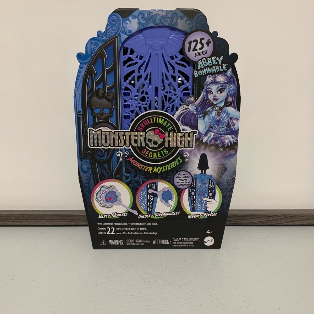 Monster High: Skulltimate Secrets Monster Mysteries Abbey Bominable Doll-New